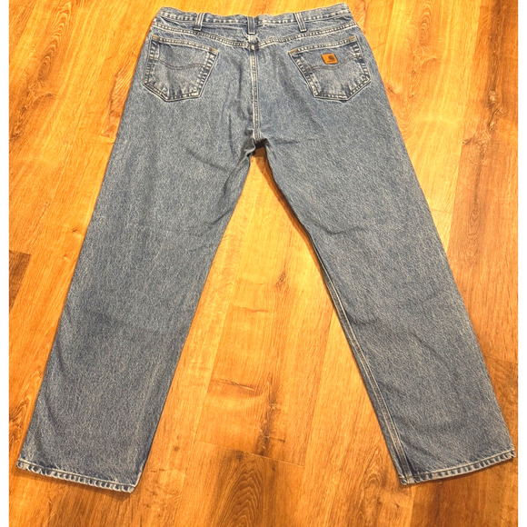 Carhartt Jeans Mens 40x32 Relaxed Fit Medium Denim Wash EUC - Picture 1 of 8